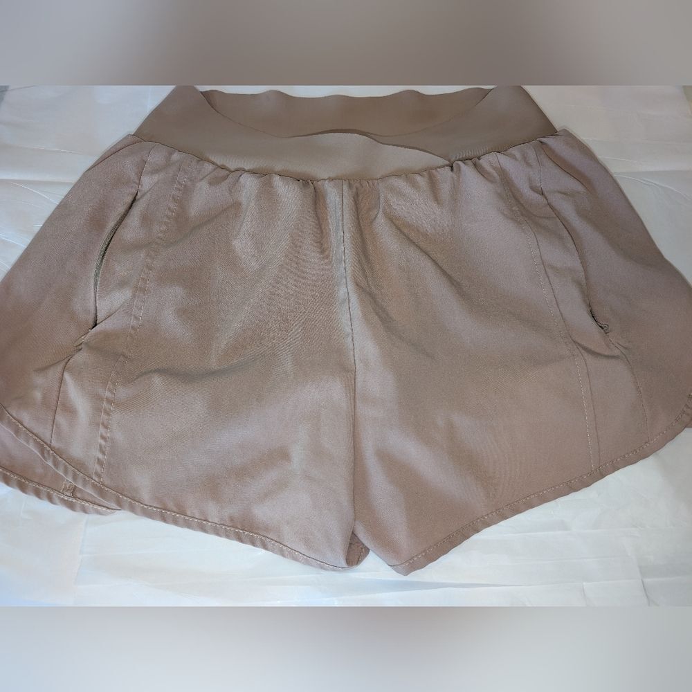 High Comfort Waist Tan Women's Running Shorts Pockets Underwear Sz L